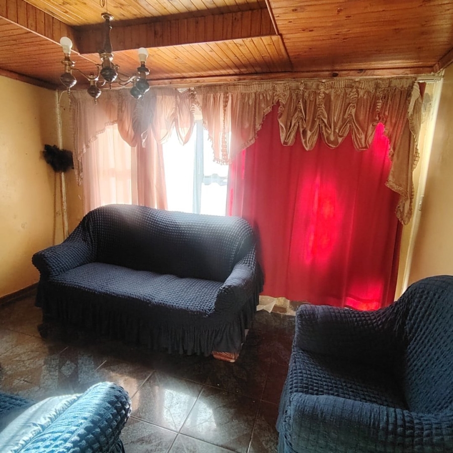 5 Bedroom Property for Sale in Mdantsane Eastern Cape